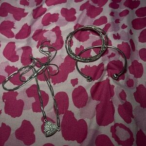 Hearbreaker Silver Jewelry Set